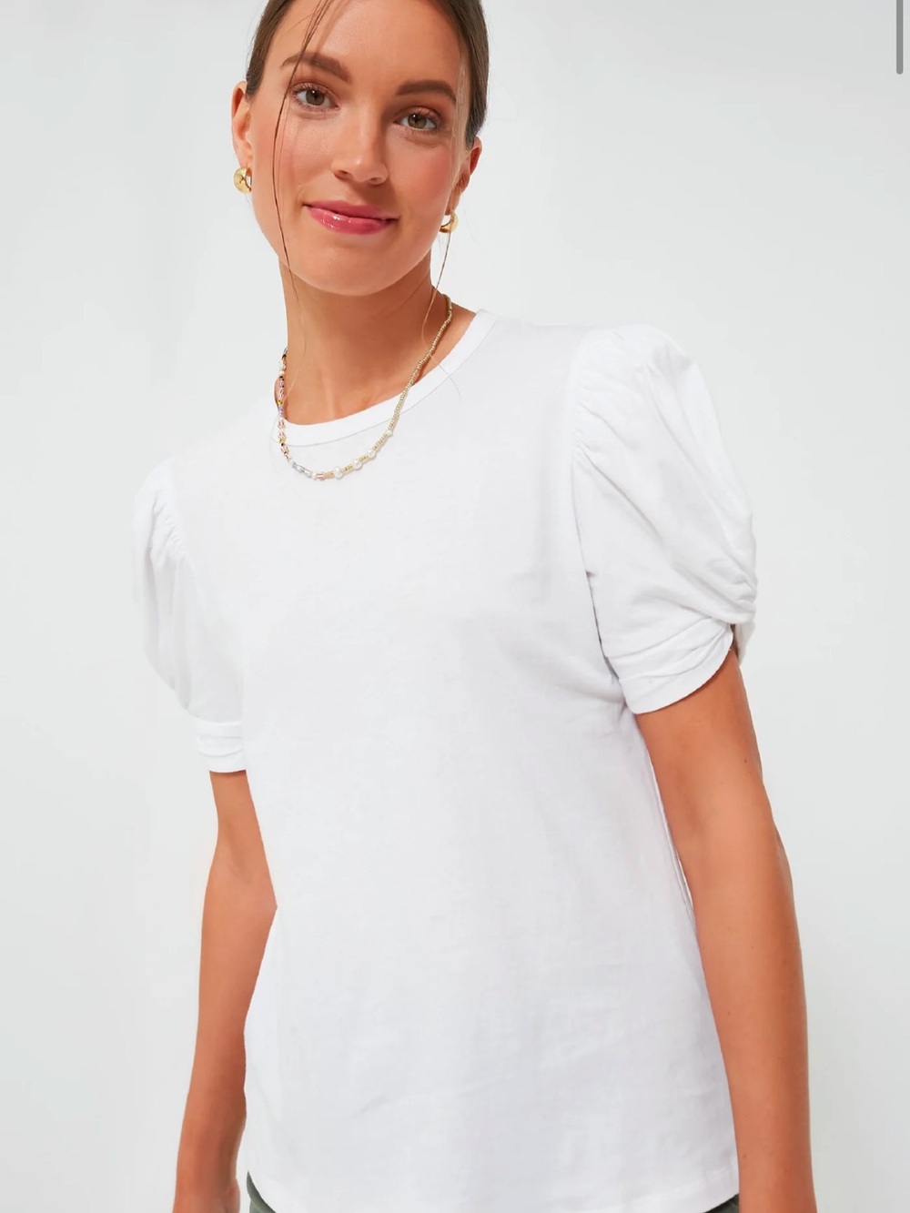 Pomander Place Small White Vesty Puff Short Sleeve Crewneck